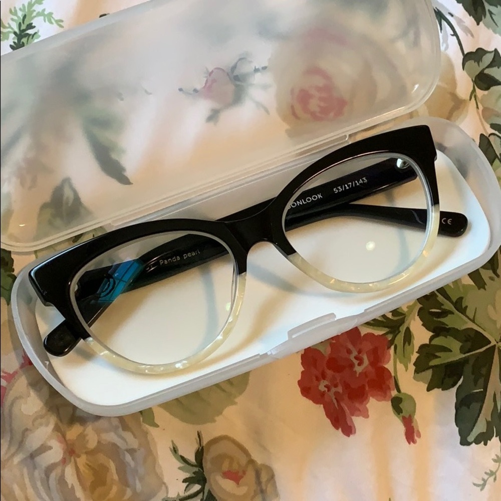 glasses
